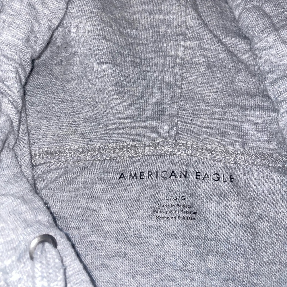 American eagle sweater